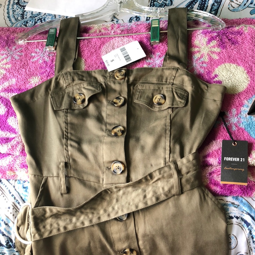 Brand new Forever 21 dress!